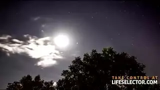 جنس عشوائي صريح: شقراء تأخذ قضيب رجل عشوائي