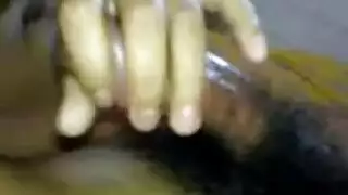 عاهرات عربيات جديدات ينيكونهن بقوة ويملأن فتحاتهن