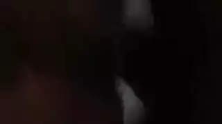 قريب ينيك مغربية بقوة ويقذف بعمق في فرجها المبلل