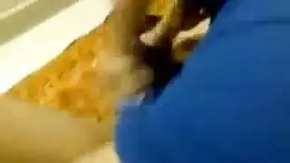 نيك ٤ رجال علي وحده قدام جوزه