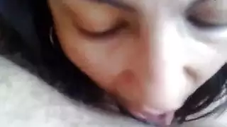 اللسان نائب الرئيس الحيوانات المنوية ابتلاع العربية