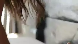 زنجي ينك بنت ثلاثة ويلحس طيز