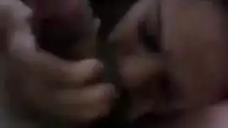 مرى سمينة تمص و تتناك في طيزها الكبيرة