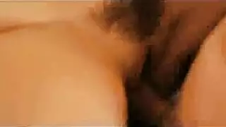 زوجة بيضاء تمارس الجنس مع رجل أسود في جلسة تبادل جماعي