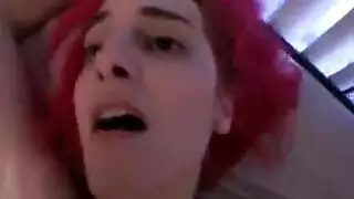 المرة الأولى للصديقة الهاوية مع دسار شرجي صريح