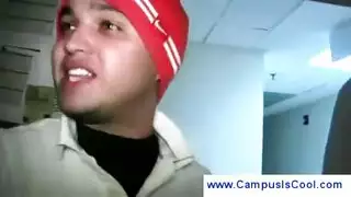 إيلاج مزدوج مكثف مع فتاتين جامعيتين وقحتين